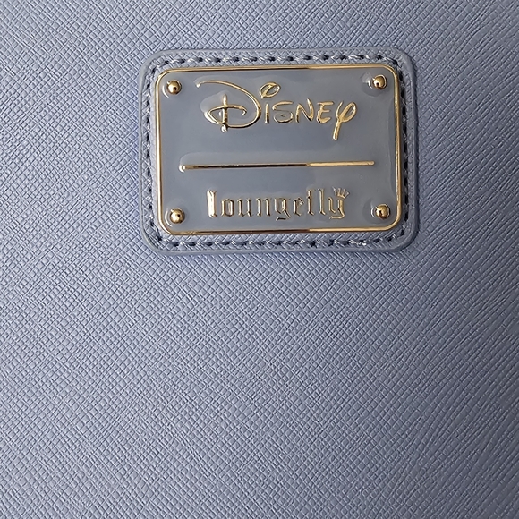 NWOT Loungefly×Disney Minnie Mouse Polka Dot Bow Crossbody Wristlet Wallet Blue - Picture 13 of 15